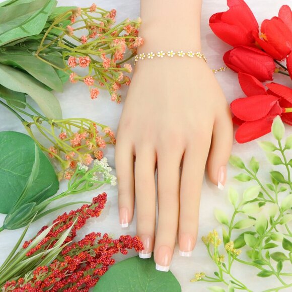 "New Beautiful Design Bracelet for Women/Girls, Gift, B702 - Picture 2 of 10